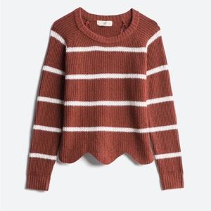 Lily Cropped Scallop Hem Pullover